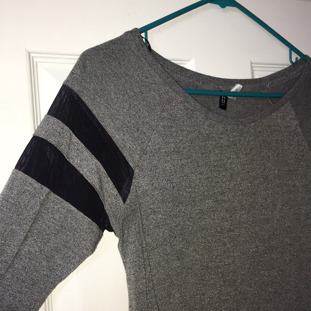 Gray long sleeve top